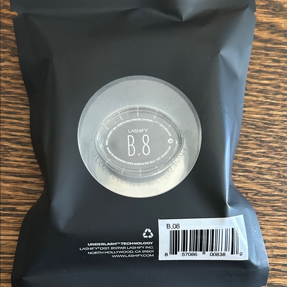 LASHIFY B.8 Gossamer Lash Set in Black - Picture 1 of 3